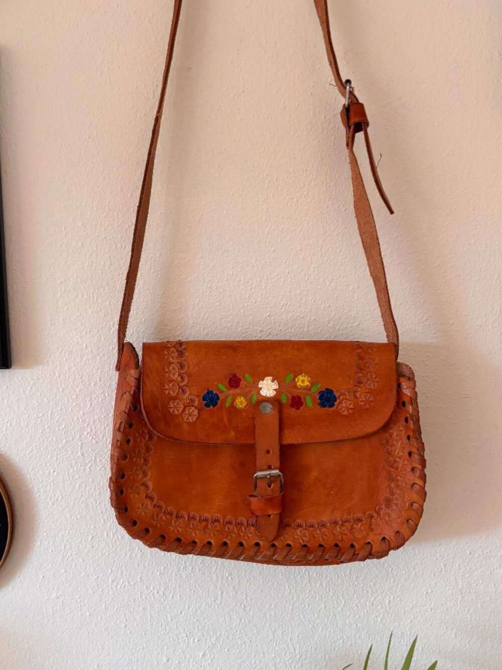 Vintage 1970s tooled painted leather crossbody bag